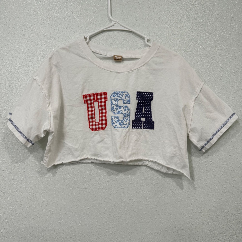 Messy Bun Just Chillin USA Crop‎ Top White Patriotic Gingham Floral Applique M